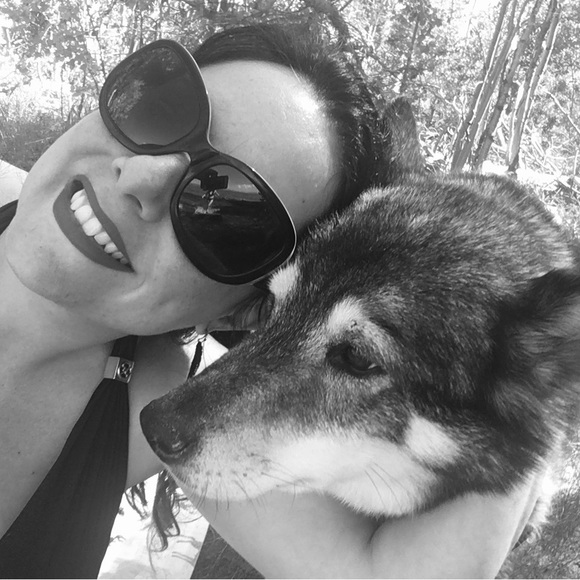 Meet your Posher, Laura - Picture 3 of 4